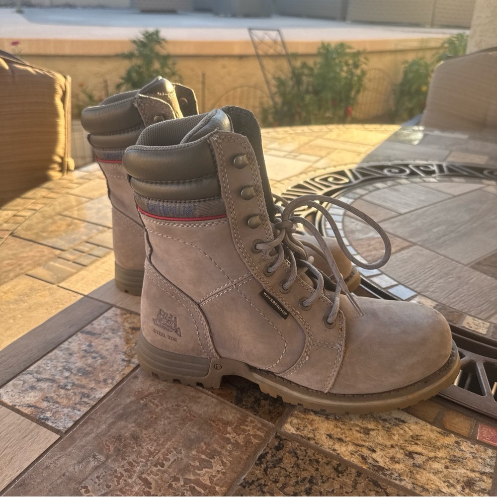 Cat Footwear Echo Steel Toe Waterproof Work Boot P90565 Women's Size 8 U11